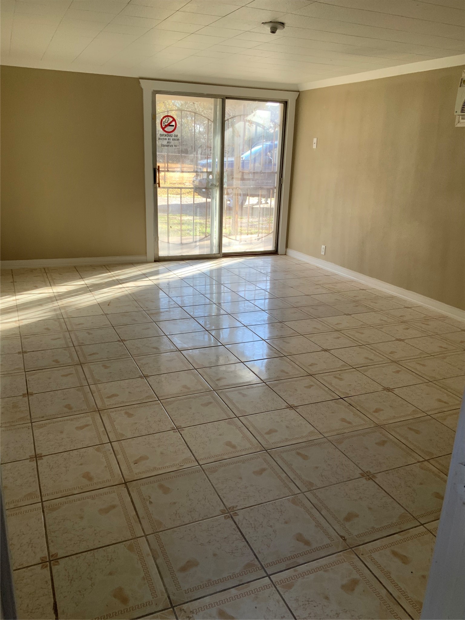 301 Travis Street Baytown, TX 77520 - Photo 27 of 37 Garage apartment - this is where the garage used to be - it’s the family room. Very large!