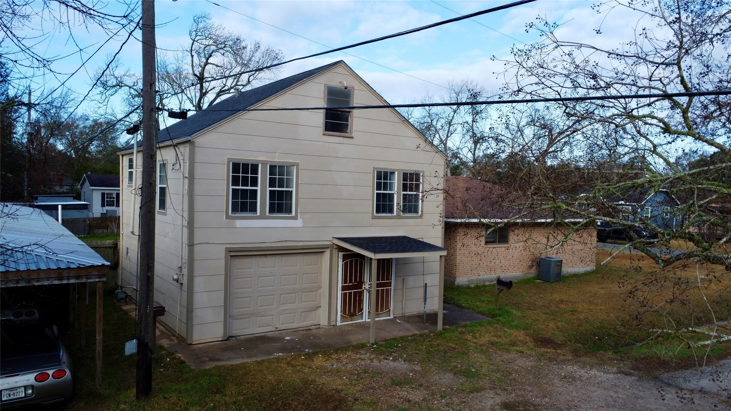301 Travis Street Baytown, TX 77520 - Photo 8 of 37 House #2