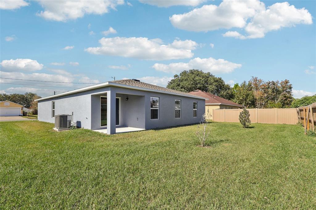 1341 Stone Ridge Circle Sebring, FL 33870 - Photo 9 of 14 Gallery Image 9