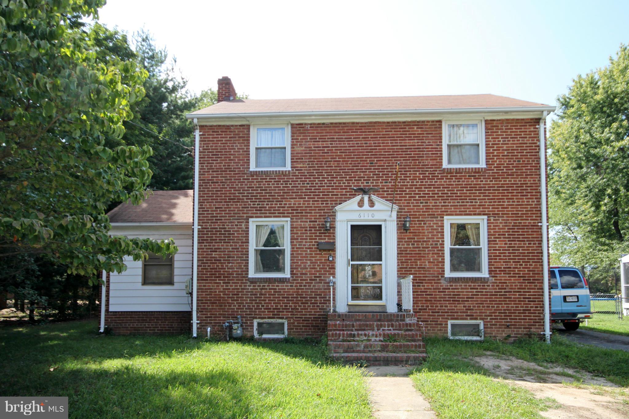 Exterior (Front)