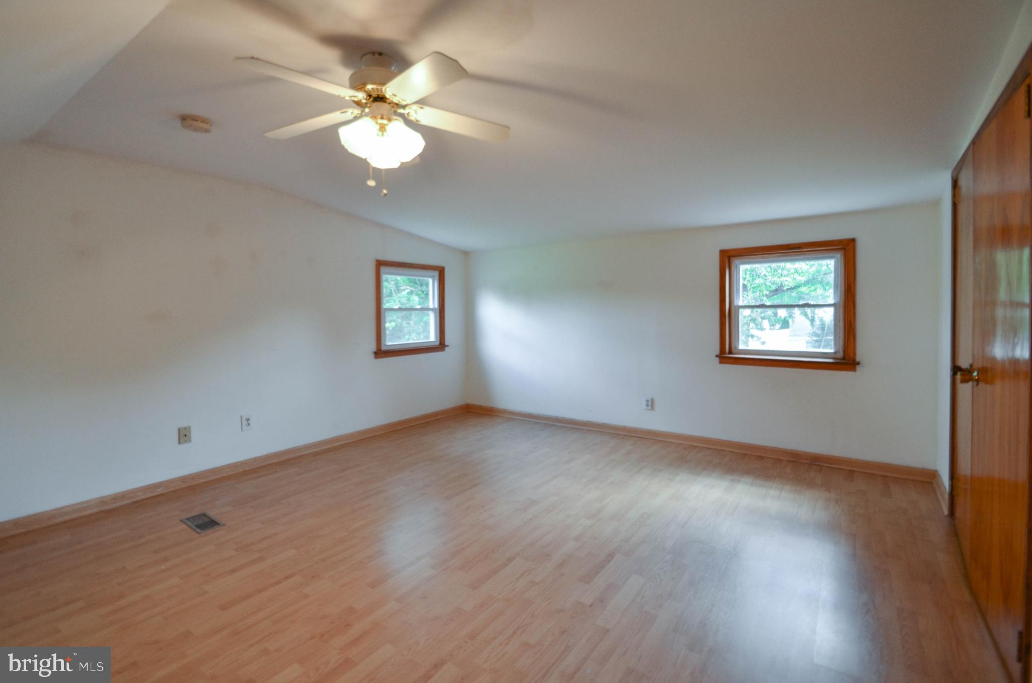 317 Crestview Road Lansdale, PA 19446 - Photo 14 of 28 Gallery Image 14