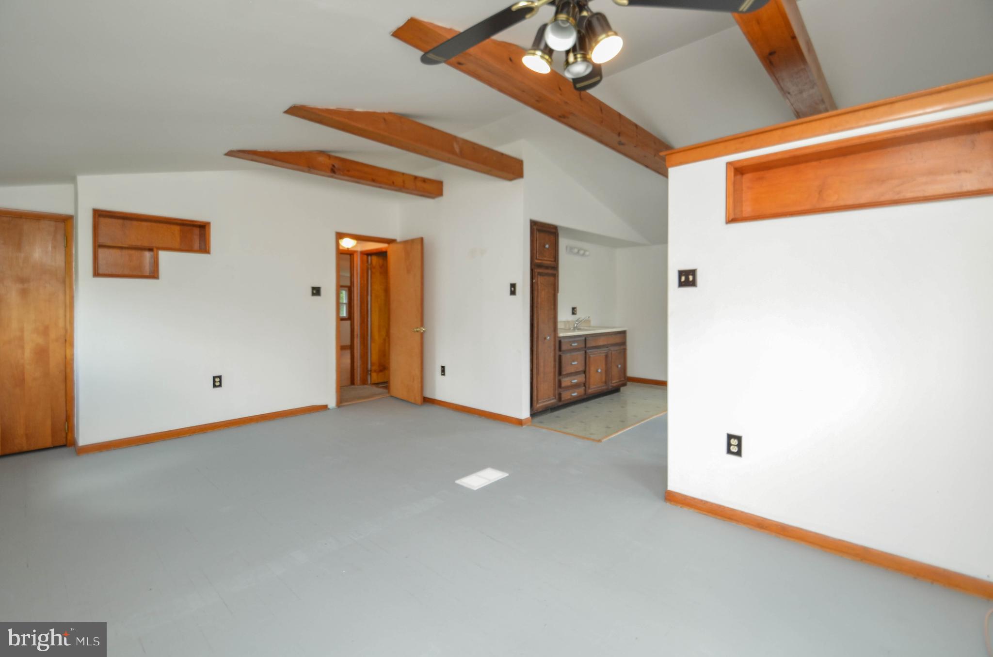 317 Crestview Road Lansdale, PA 19446 - Photo 16 of 28 Gallery Image 16