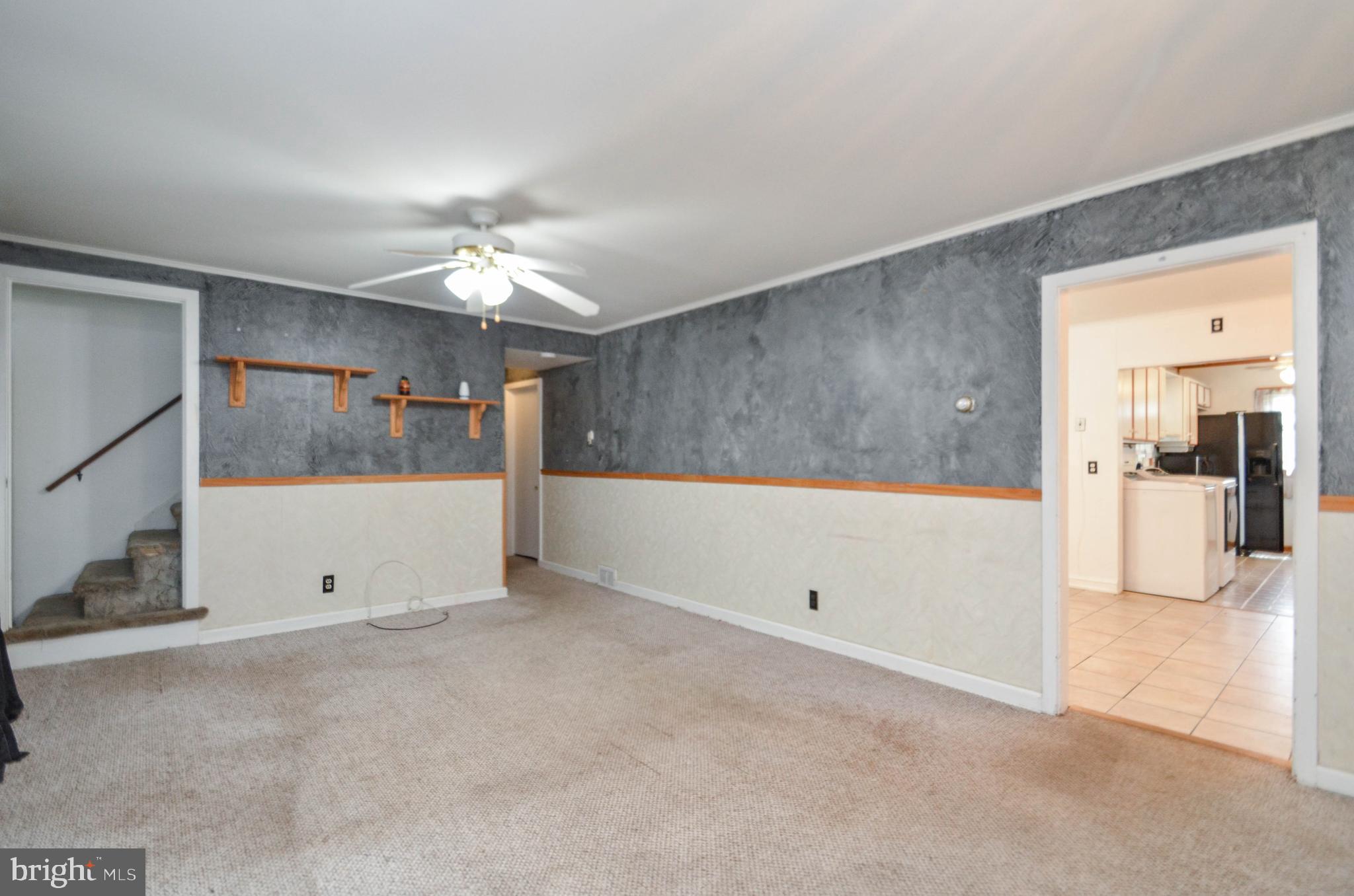 317 Crestview Road Lansdale, PA 19446 - Photo 4 of 28 Gallery Image 4