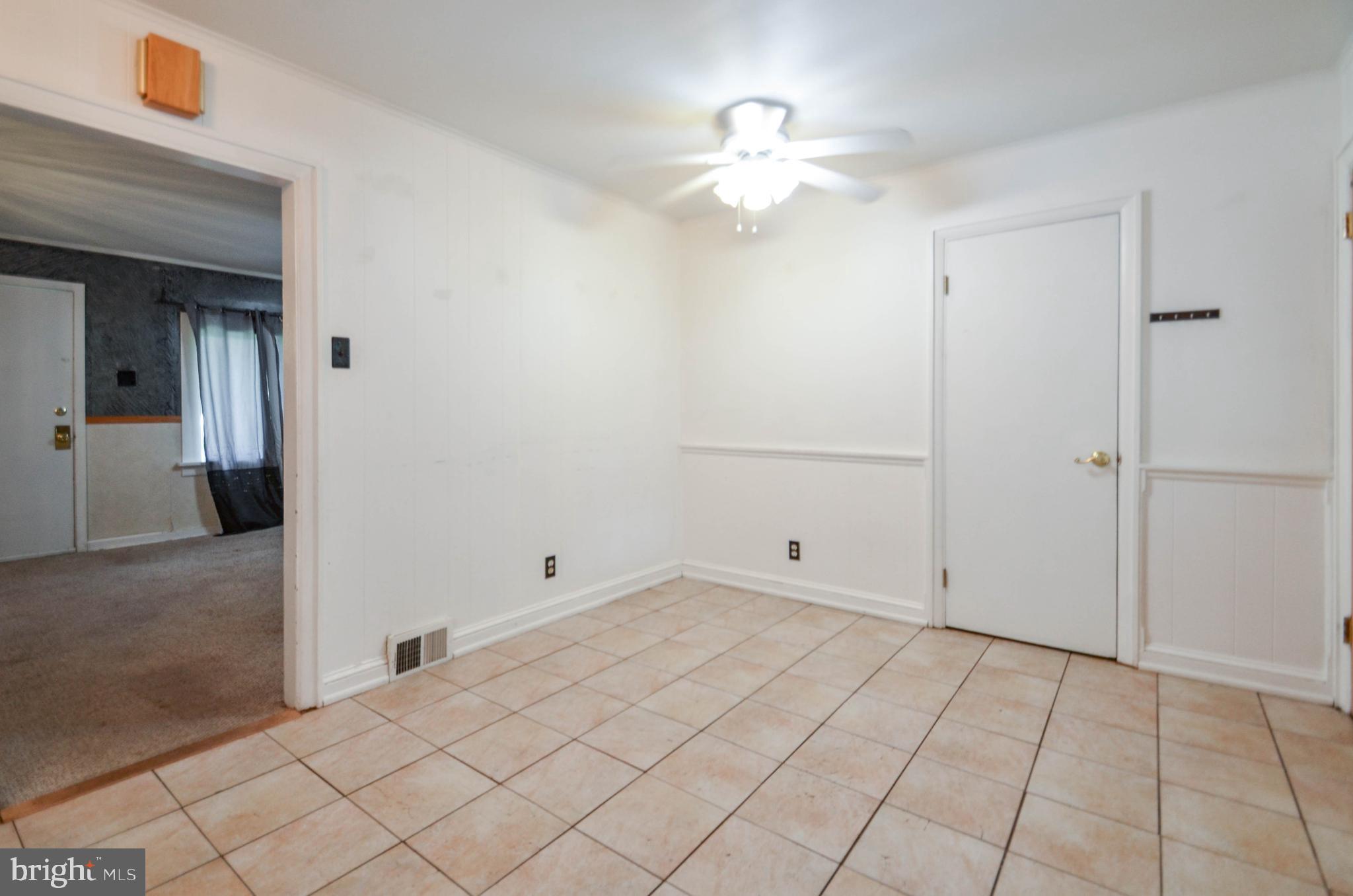 317 Crestview Road Lansdale, PA 19446 - Photo 9 of 28 Gallery Image 9