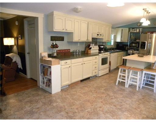 300 Sutherland Pond Road Sabattus, ME 04280 - Photo 5 of 15 Kitchen.