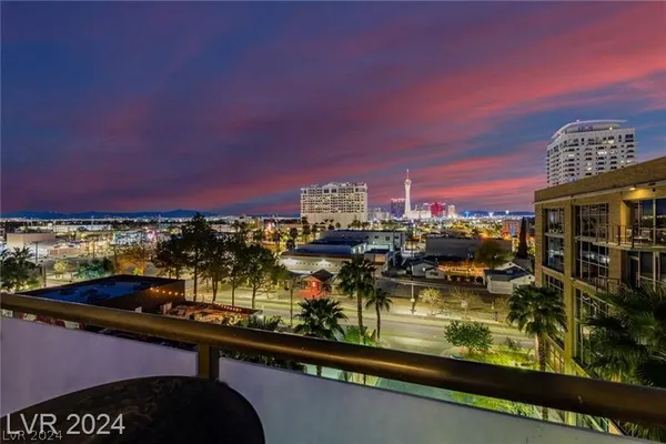 $3,000 | 353 East Bonneville Avenue, Unit 303, Las Vegas, NV 89101