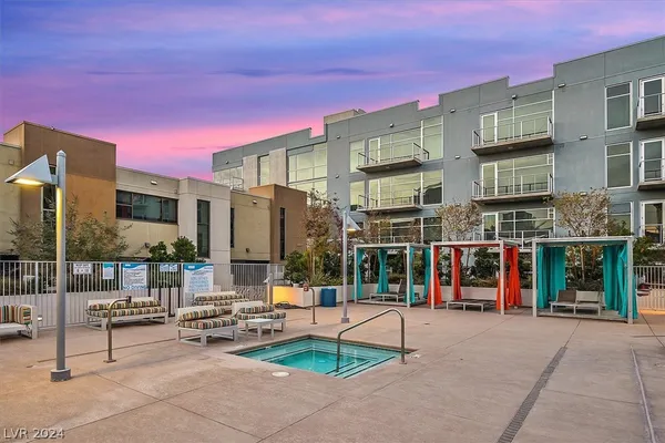 $3,000 | 353 East Bonneville Avenue, Unit 303, Las Vegas, NV 89101