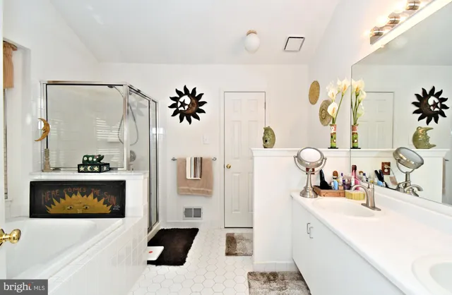 $464,900 | 708 Ascot Court, North Wales, PA 19454