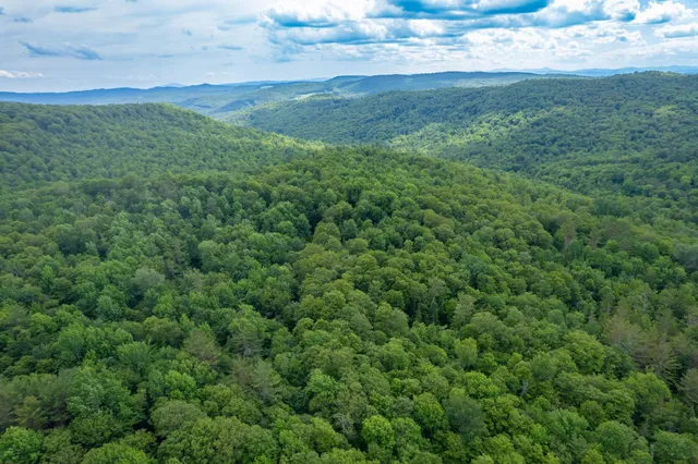 $399,000 | 230 Taylor Valley Road, Strafford, VT 05072