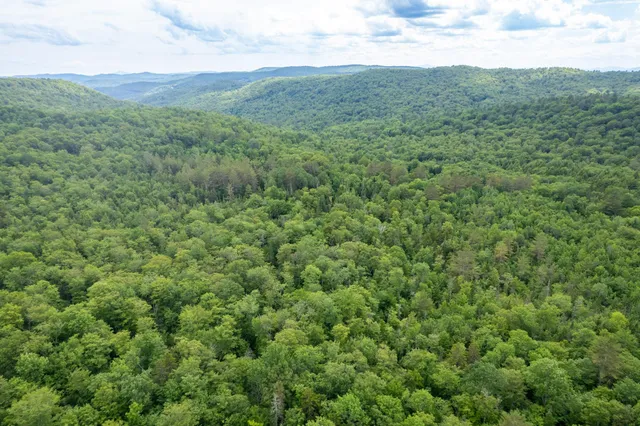 $399,000 | 230 Taylor Valley Road, Strafford, VT 05072