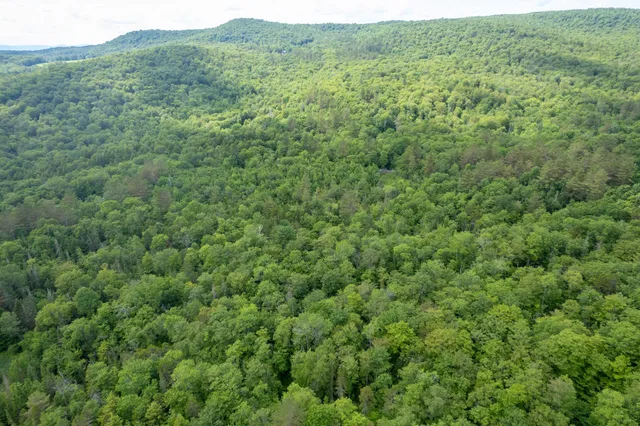 $399,000 | 230 Taylor Valley Road, Strafford, VT 05072