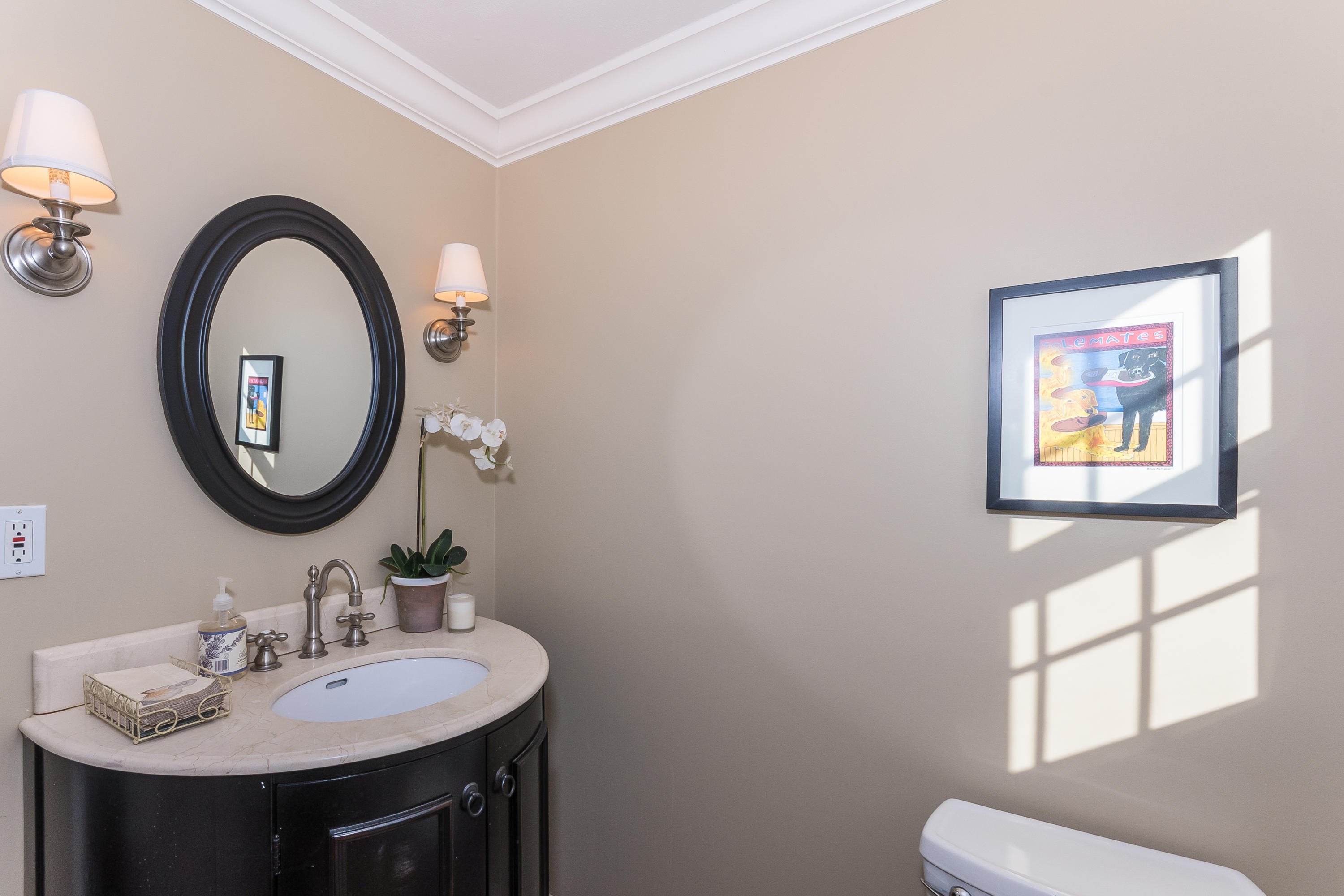 26 Stanton Road Darien, CT 06820 - Photo 33 of 40 a bathroom with a sink and a mirror