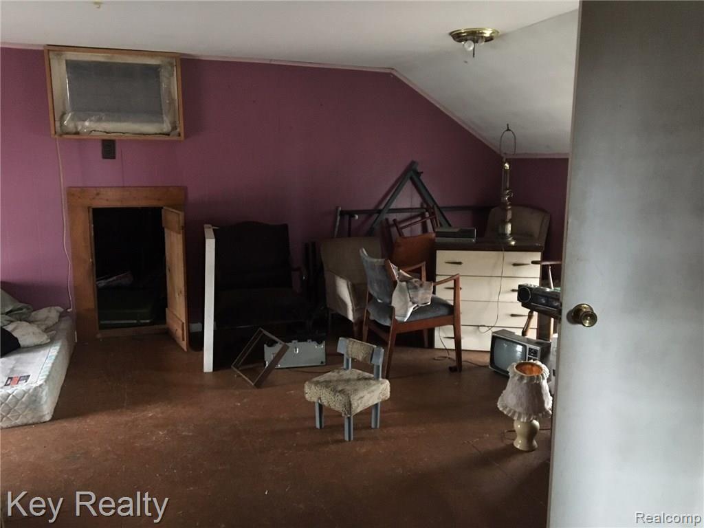 4011 Nolan Road Carleton, MI 48117 - Photo 8 of 11 IMG_4138.JPG