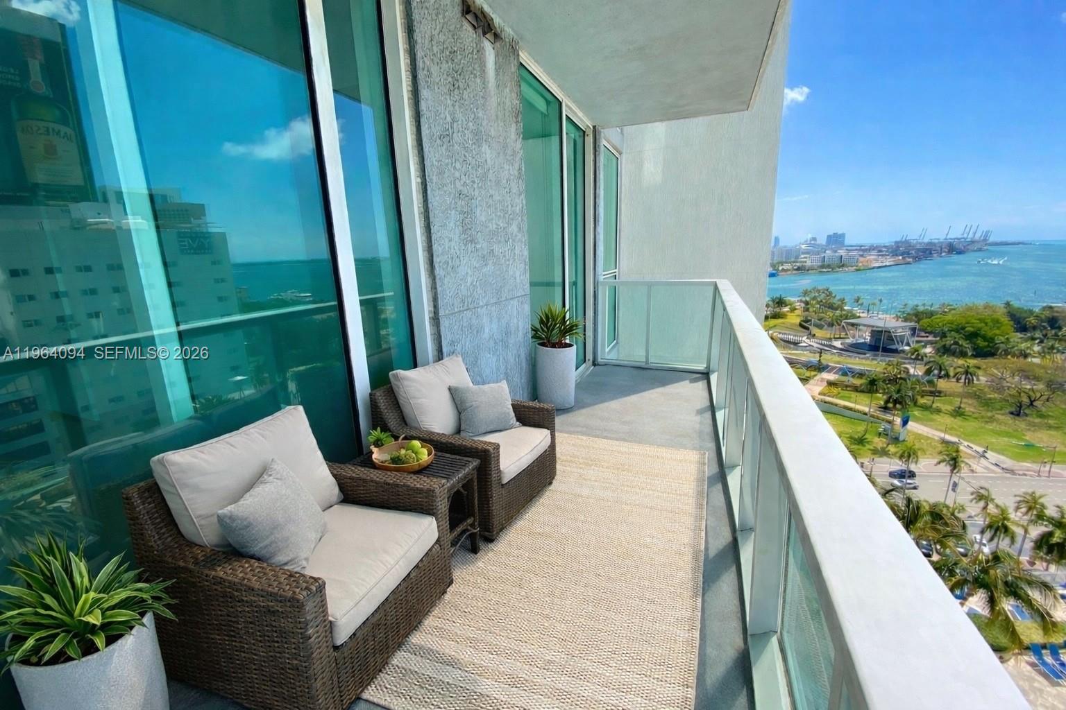 244 Biscayne Boulevard, Unit 1605 Miami, FL 33132 - Photo 30 of 48