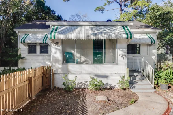 $229,900 | 1054 Columbus Street, Biloxi, MS 39530