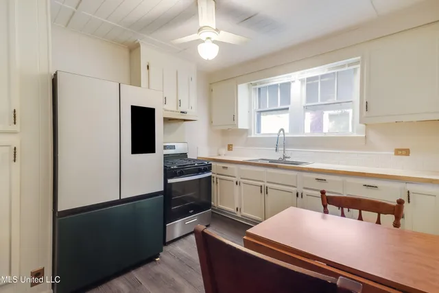 $234,900 | 1054 Columbus Street, Biloxi, MS 39530