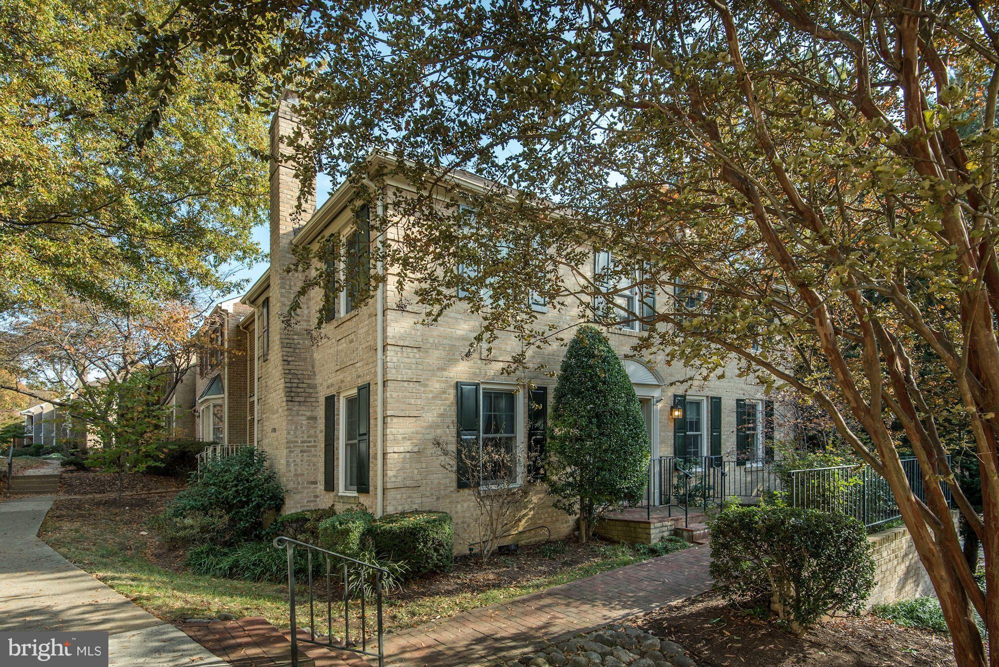 4628 4th Road North Arlington, VA 22203 - Photo 1 of 29 Exterior (Front)