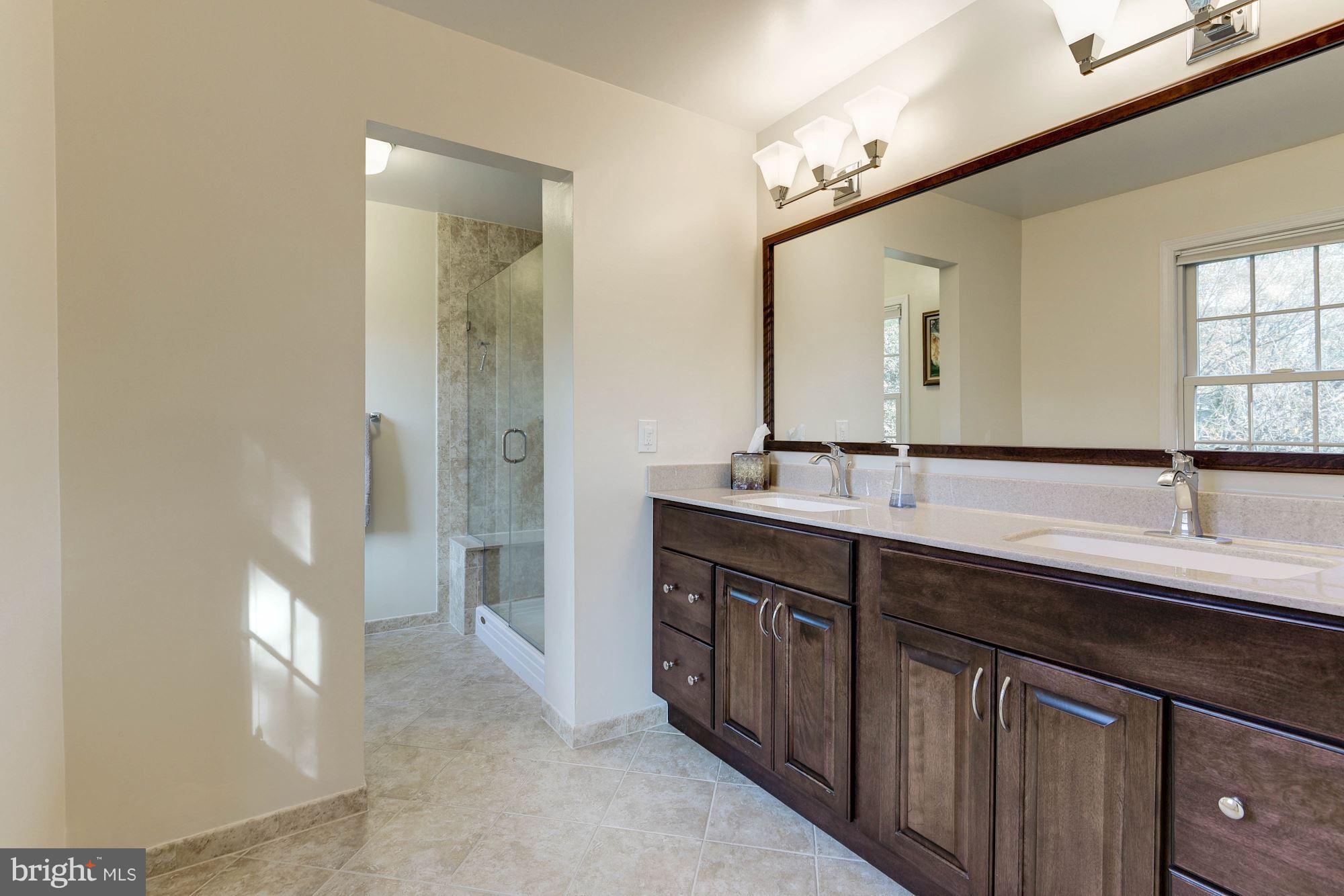 4628 4th Road North Arlington, VA 22203 - Photo 16 of 29 Bath (Master)