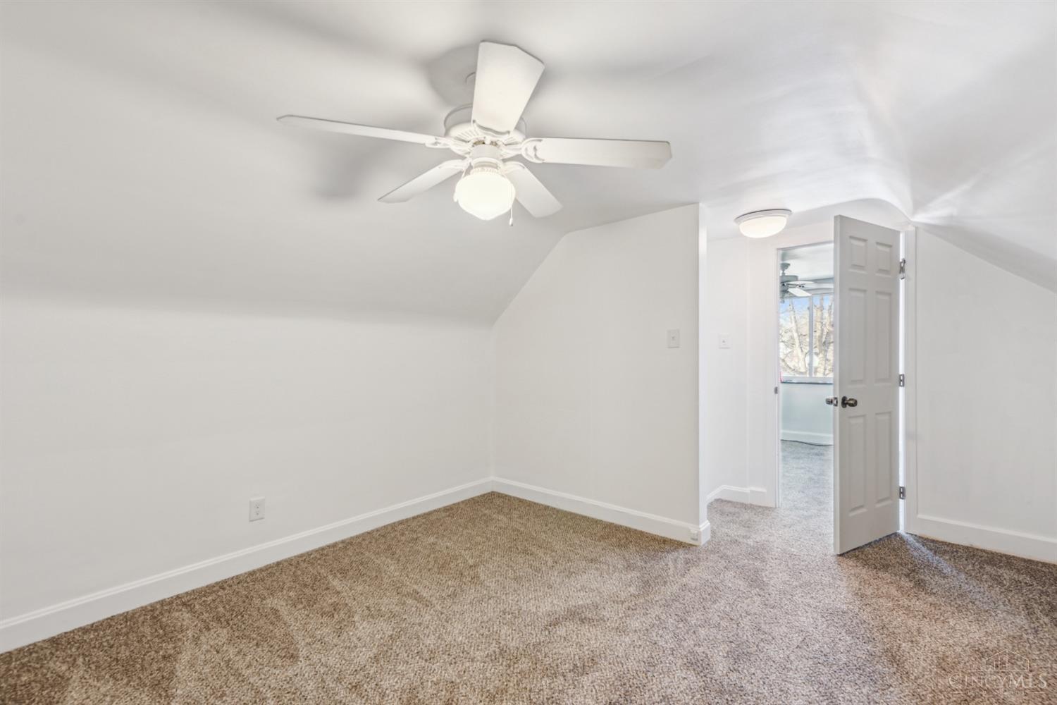5243 Relluk Drive Cincinnati, OH 45238 - Photo 29 of 35 Gallery Image 29