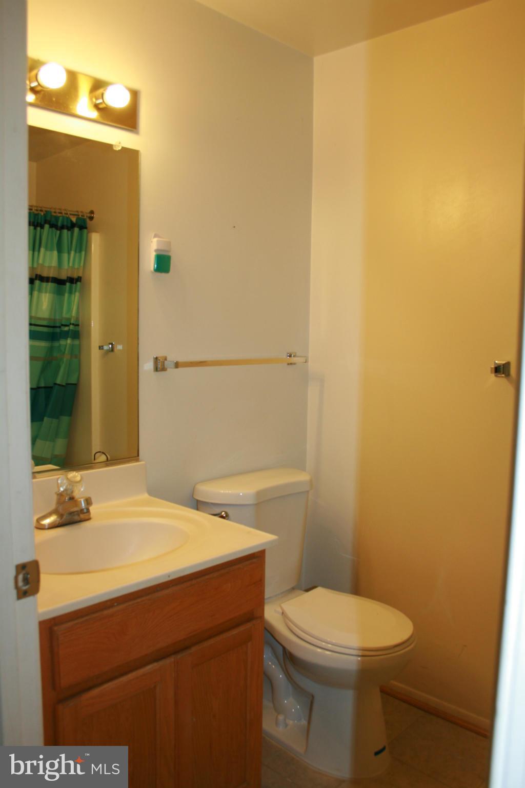 19625 Gunners Branch Road, Unit A Germantown, MD 20876 - Photo 8 of 8 Bath