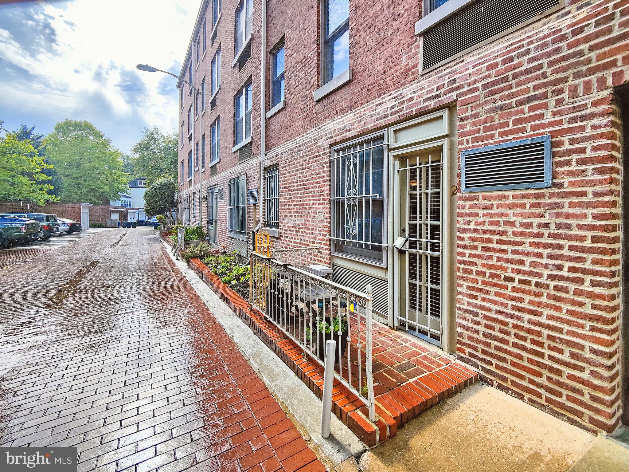 2410 20th Street Northwest, Unit 2 Washington, DC 20009 - Photo 2 of 46