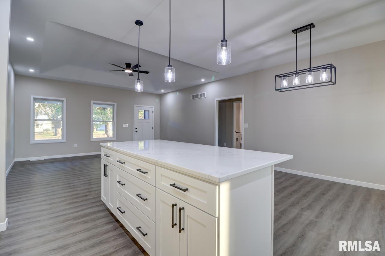 1024 11th Avenue Fulton, IL 61252 - Photo 8 of 26