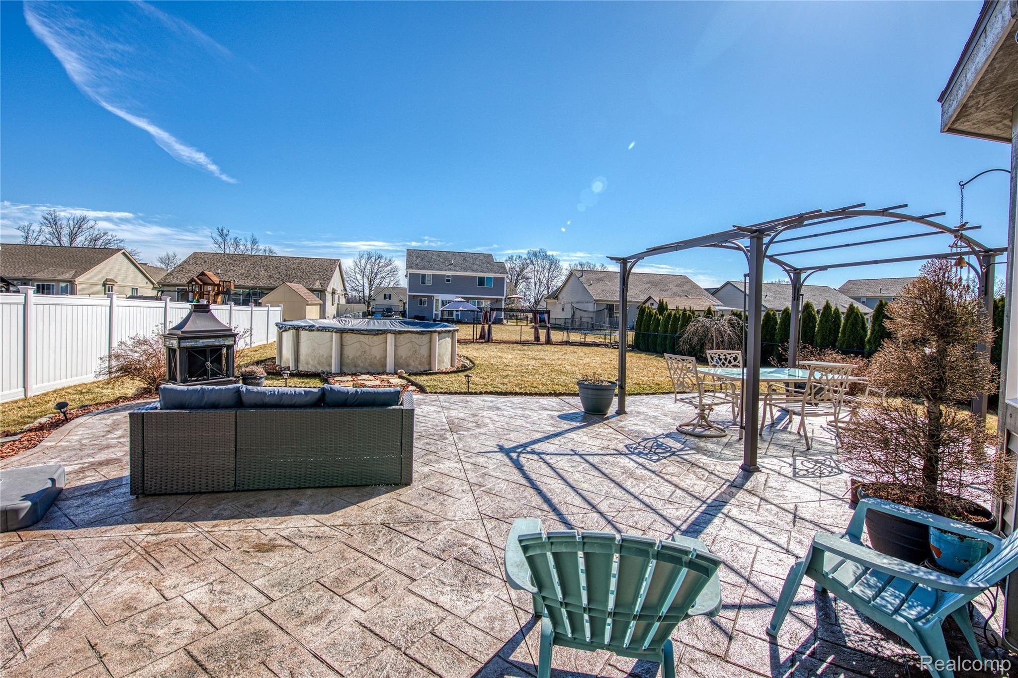 9362 Maple Ridge Drive Newport, MI 48166 - Photo 29 of 31 smaller 9362 Maple Ridge-33.jpg