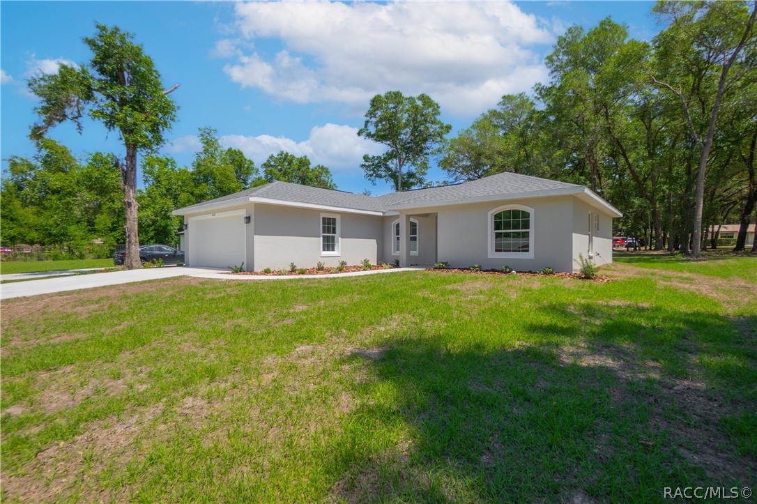 605 North Corbin Avenue Inverness, FL 34453 - Photo 2 of 29