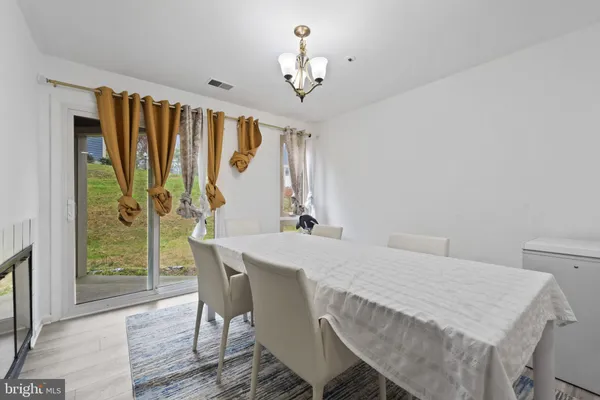 $314,900 | 4990 Dorsey Hall Drive, Unit B2, Ellicott City, MD 21042
