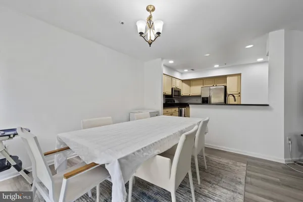 $314,900 | 4990 Dorsey Hall Drive, Unit B2, Ellicott City, MD 21042