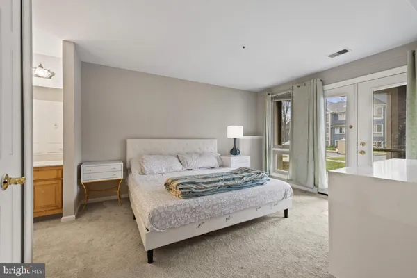 $314,900 | 4990 Dorsey Hall Drive, Unit B2, Ellicott City, MD 21042