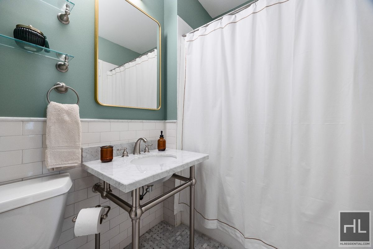 99 John Street, Unit 2109 Manhattan, NY 10038 - Photo 14 of 28 Photo 12