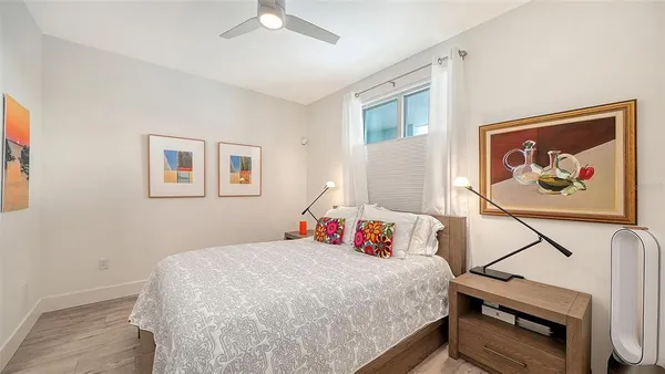 $530,000 | 1709 North Tamiami Trail, Unit 522, Sarasota, FL 34236