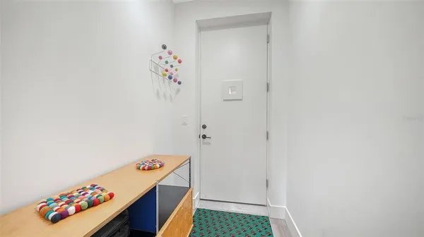 $530,000 | 1709 North Tamiami Trail, Unit 522, Sarasota, FL 34236