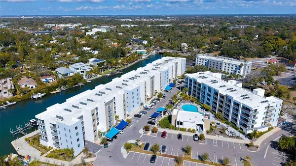$530,000 | 1709 North Tamiami Trail, Unit 522, Sarasota, FL 34236