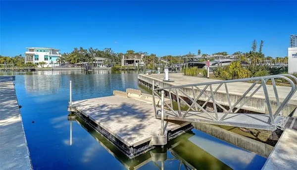 $530,000 | 1709 North Tamiami Trail, Unit 522, Sarasota, FL 34236