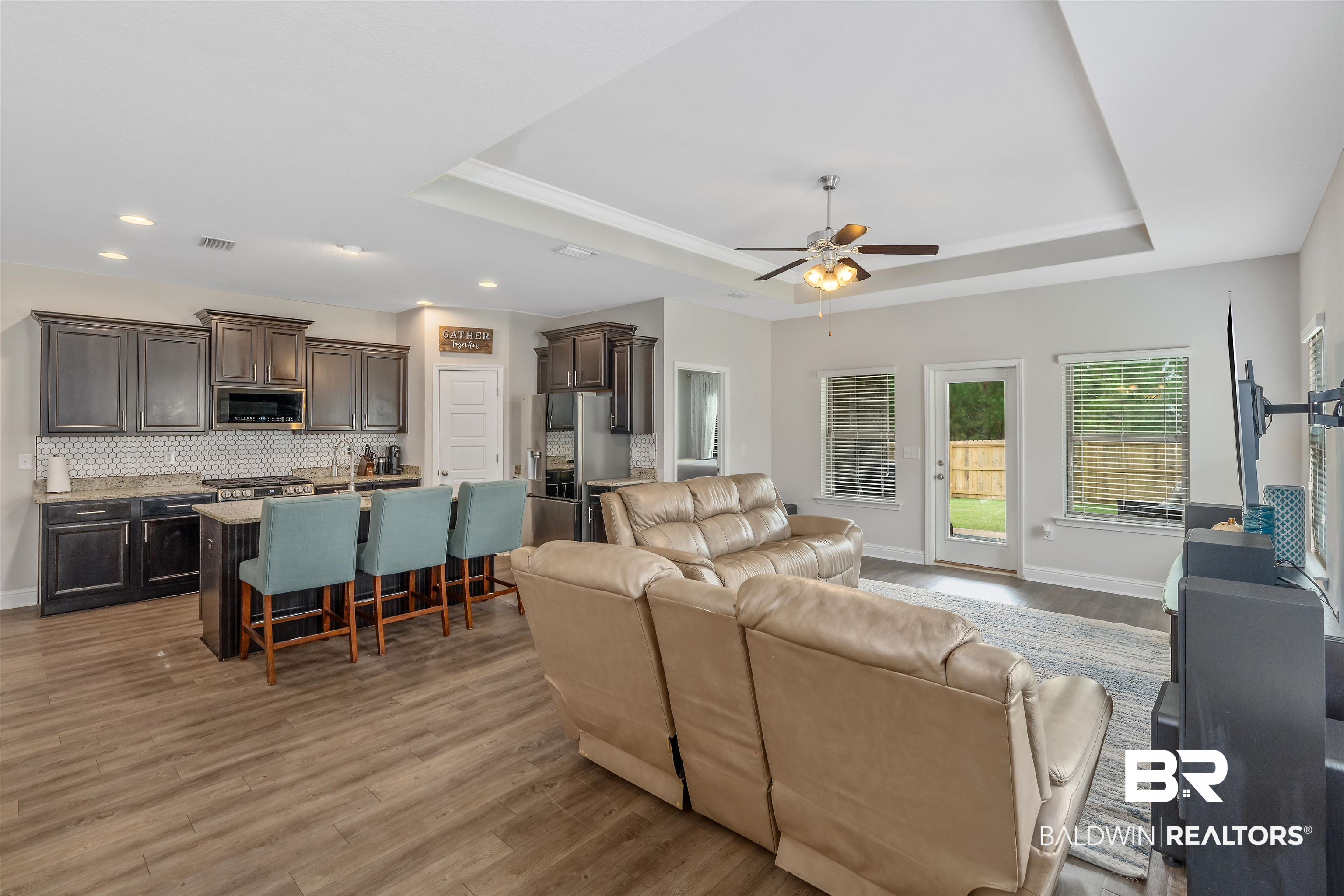 12738 Chickadee Lane Daphne, AL 36527 - Photo 6 of 30 Living Room