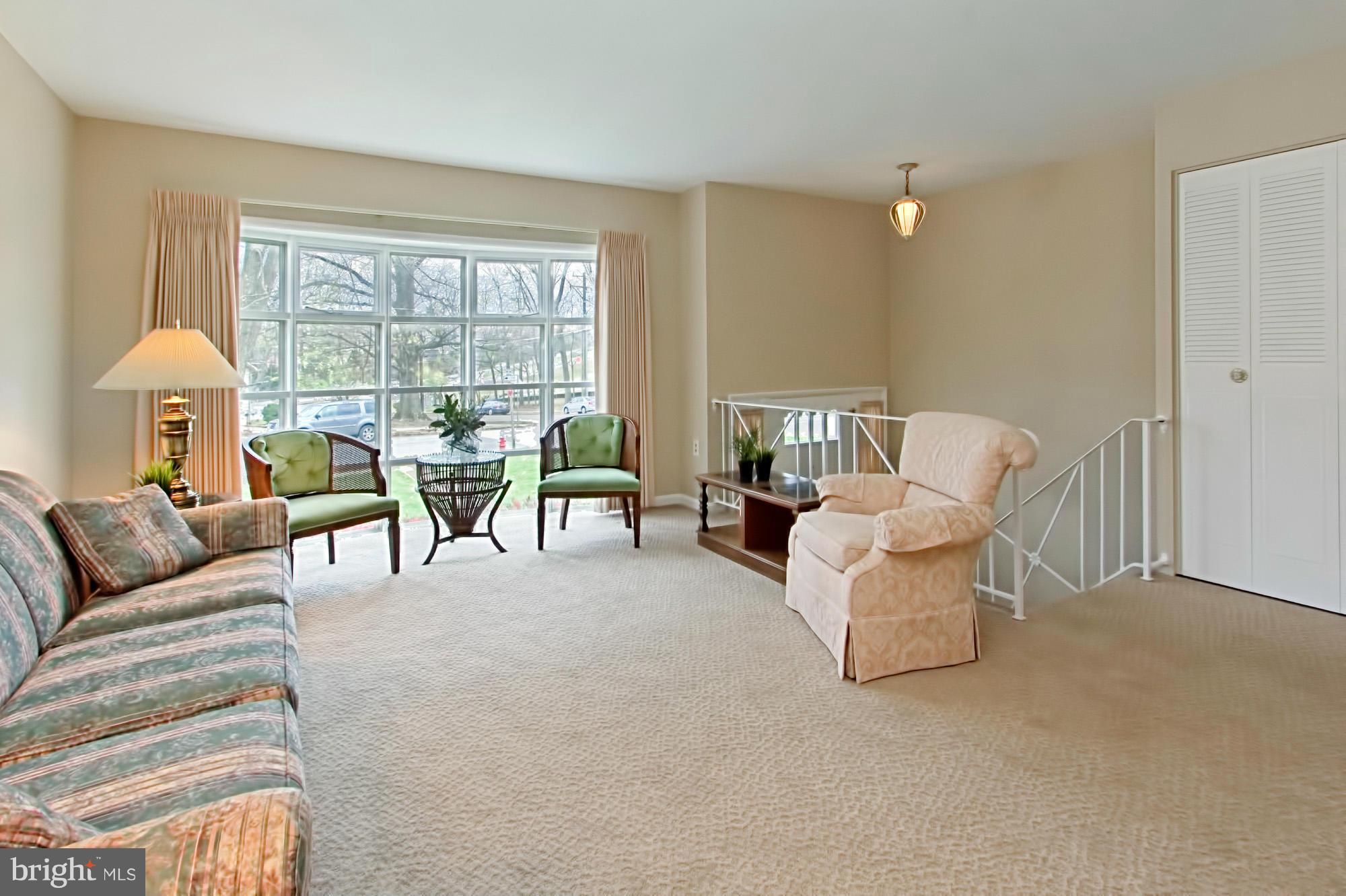 8010 Brompton Street Springfield, VA 22152 - Photo 7 of 30 Living Room