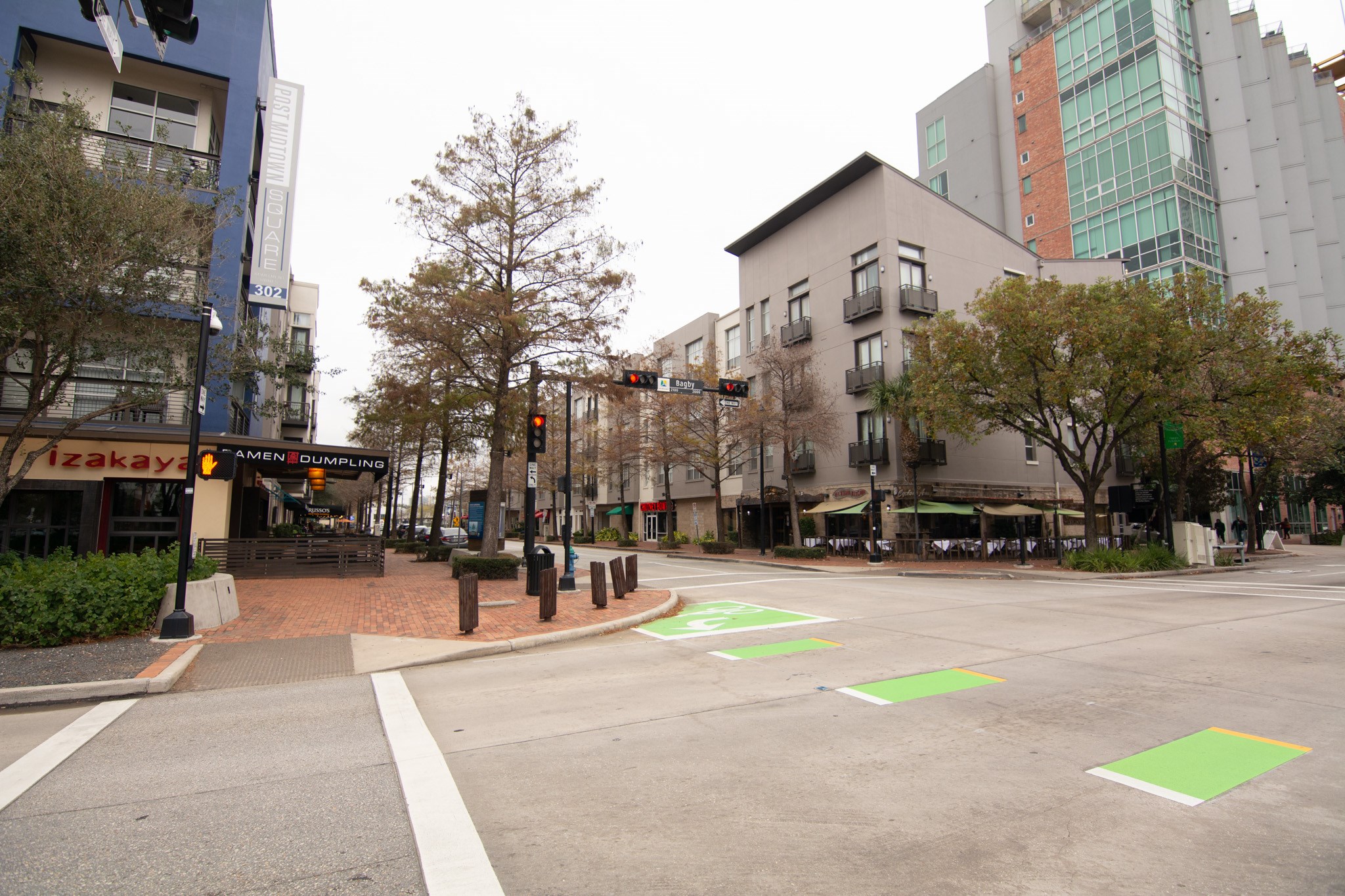 1408 West Webster Street Houston, TX 77019 - Photo 40 of 46 a view of a building with a street