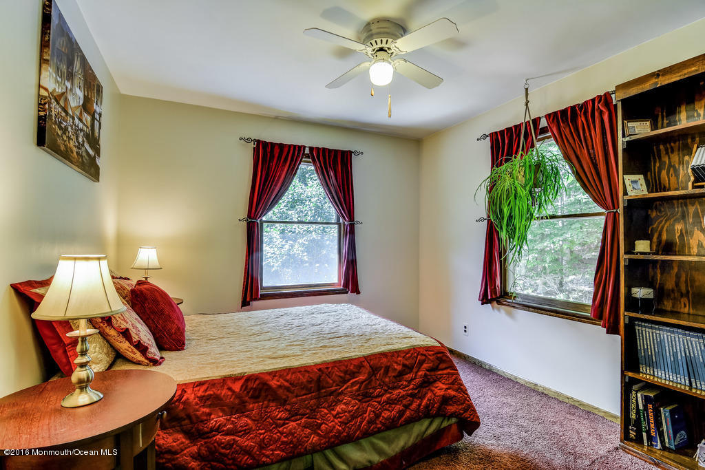 4 Stone Hill Road Allentown, NJ 08501 - Photo 14 of 27 013_Bedroom