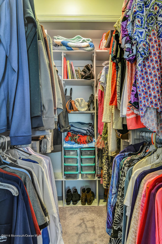 4 Stone Hill Road Allentown, NJ 08501 - Photo 17 of 27 016_Walk In Closet