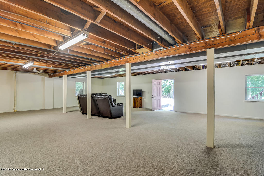 4 Stone Hill Road Allentown, NJ 08501 - Photo 21 of 27 020_Lower Level