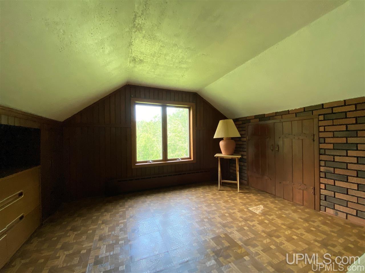 1924 East Maple Ridge Road Rock, MI 49880 - Photo 14 of 21