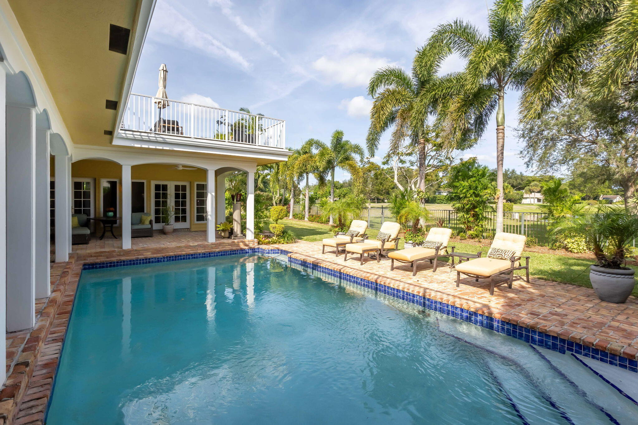 2883 Banyan Blvd Circle Northwest Boca Raton, FL 33431 - Photo 12 of 80 Pool with lounge area