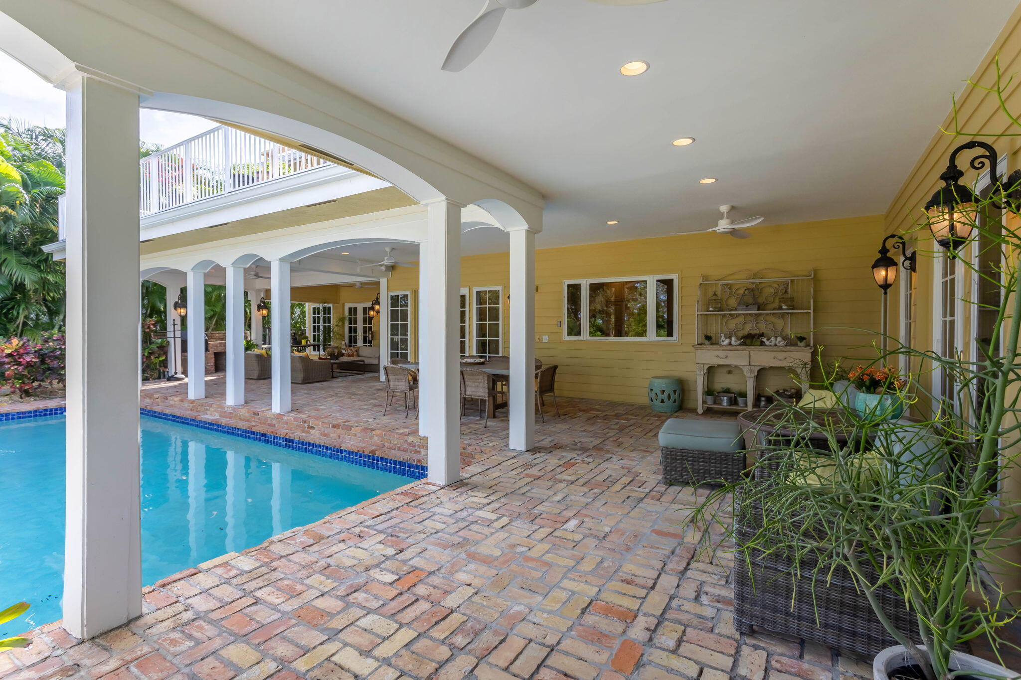 2883 Banyan Blvd Circle Northwest Boca Raton, FL 33431 - Photo 19 of 80 Oversized lanai