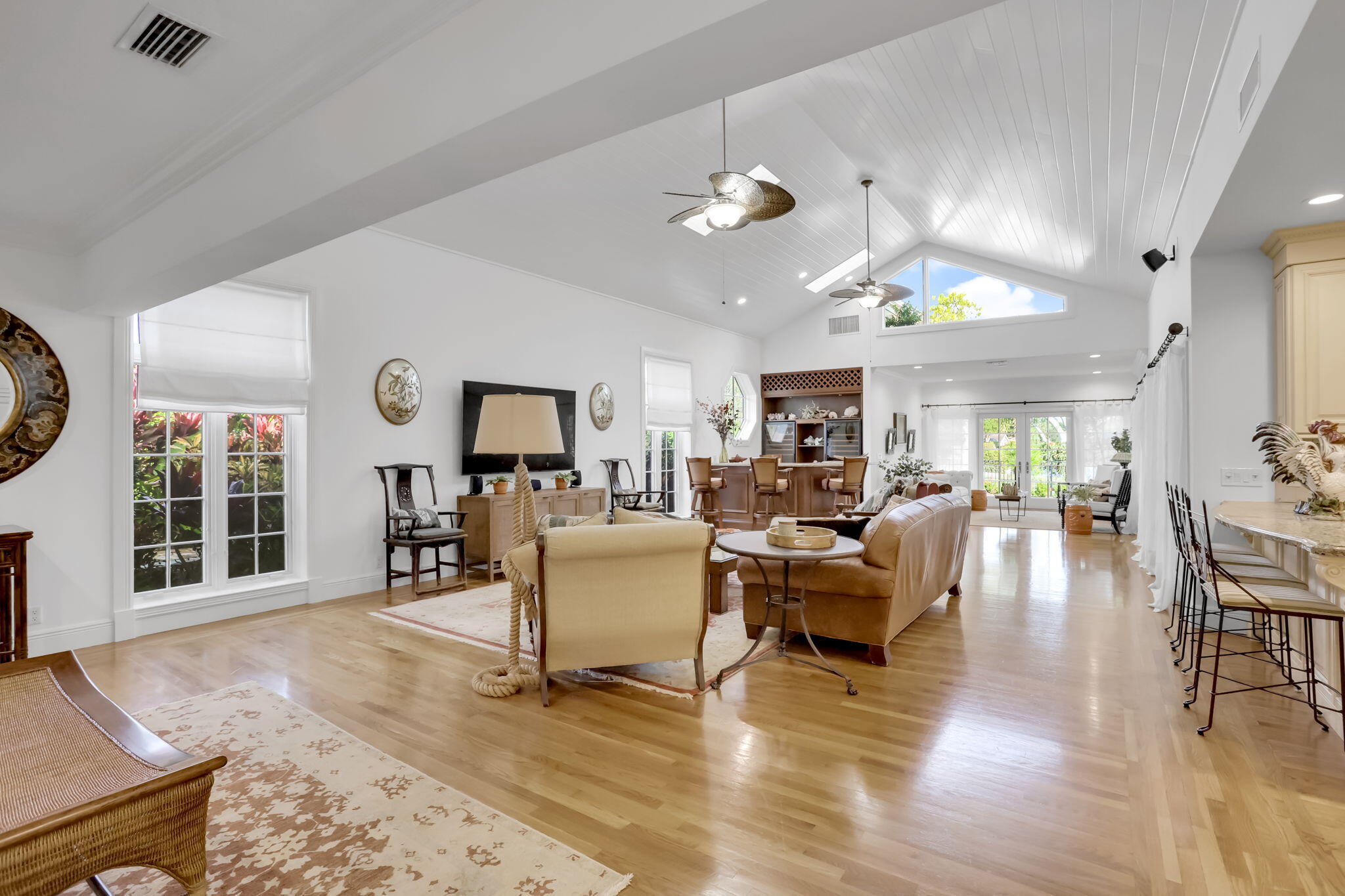 2883 Banyan Blvd Circle Northwest Boca Raton, FL 33431 - Photo 42 of 80 Family room - volume ceilings