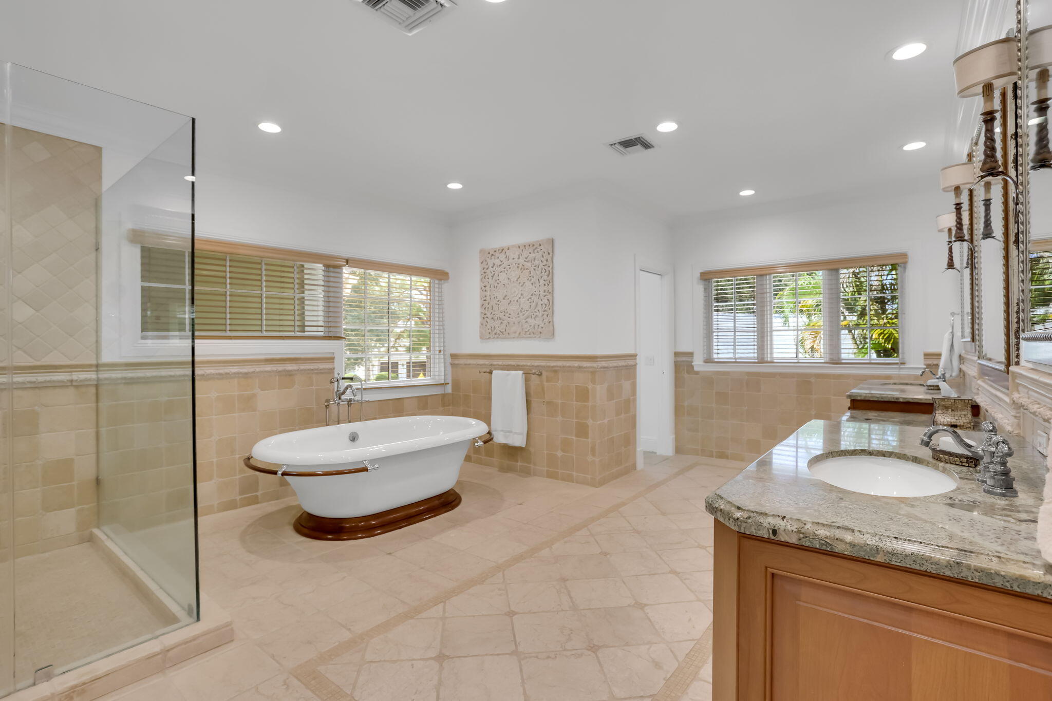 2883 Banyan Blvd Circle Northwest Boca Raton, FL 33431 - Photo 61 of 80 Primary suite bathroom
