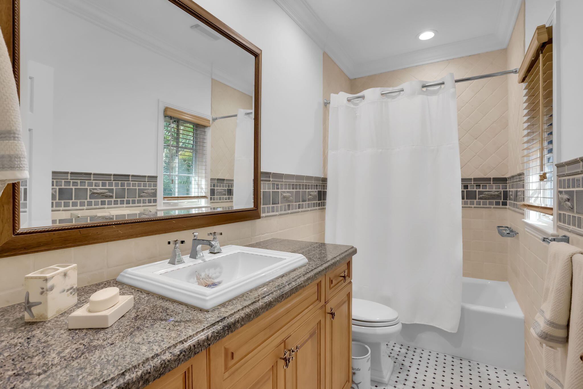 2883 Banyan Blvd Circle Northwest Boca Raton, FL 33431 - Photo 68 of 80 Ensuite bathroom