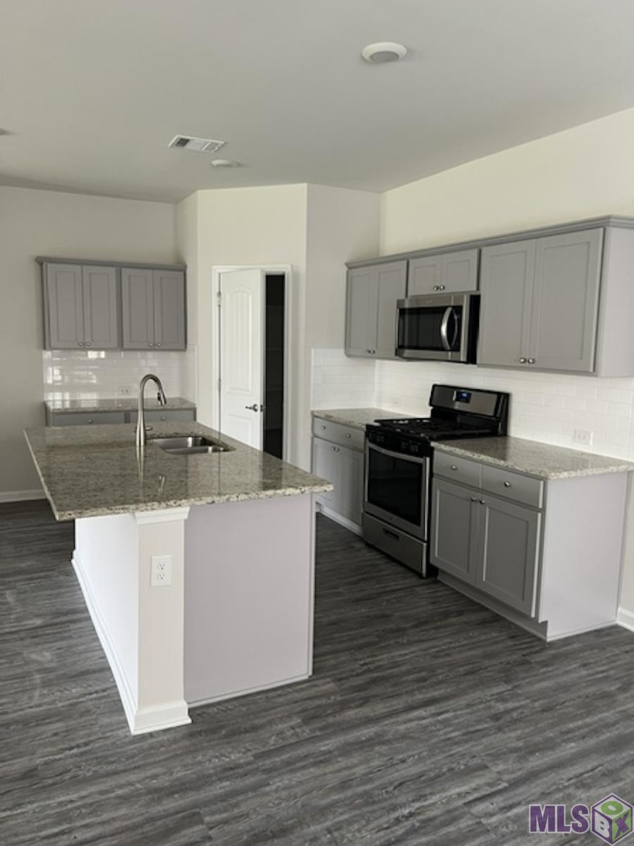 6708 Tiger Pointe Drive Baton Rouge, LA 70817 - Photo 4 of 9
