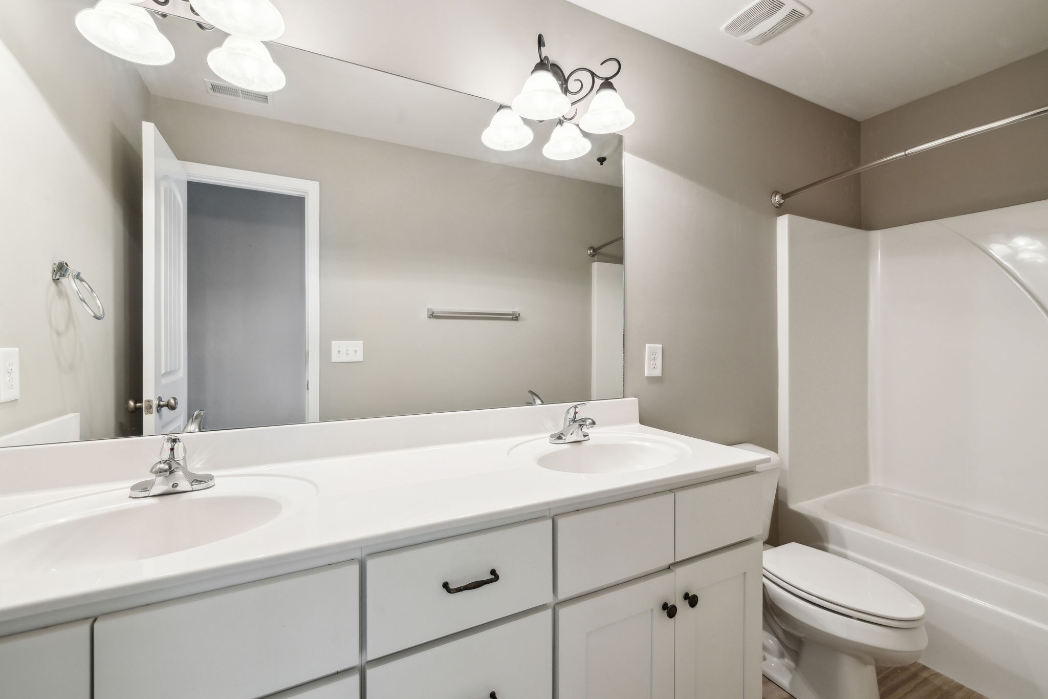 2008 Searles Court Spring Hill, TN 37174 - Photo 56 of 77 Gallery Image 56